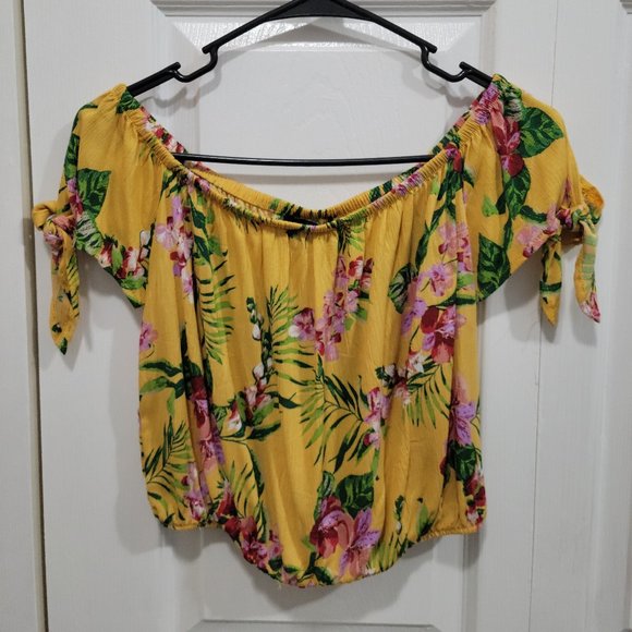 Ambiance Tops - Forever 21 Yellow Off Shoulder Cropped Blouse Size S - NWT